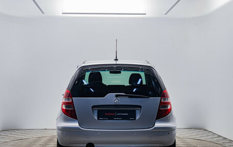 Mercedes-Benz A-Класс, 2006 год, 660 000 рублей, 4 фотография