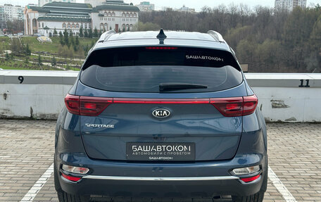 KIA Sportage IV рестайлинг, 2018 год, 2 115 000 рублей, 6 фотография