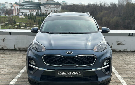 KIA Sportage IV рестайлинг, 2018 год, 2 115 000 рублей, 2 фотография