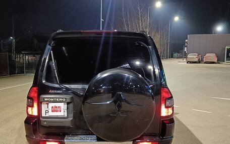 Mitsubishi Montero III, 2002 год, 900 000 рублей, 6 фотография
