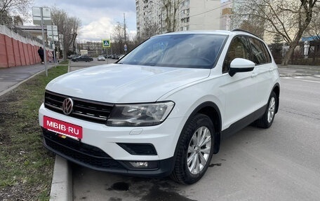 Volkswagen Tiguan II, 2018 год, 1 950 000 рублей, 8 фотография