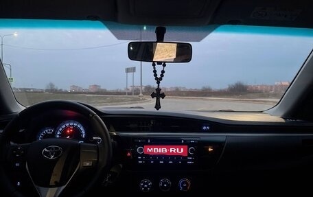 Toyota Corolla, 2014 год, 1 390 000 рублей, 8 фотография