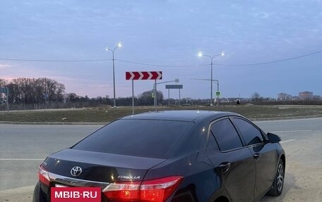 Toyota Corolla, 2014 год, 1 390 000 рублей, 4 фотография
