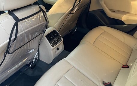 Audi A4, 2017 год, 2 490 000 рублей, 12 фотография