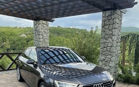 Audi A4, 2017 год, 2 490 000 рублей, 2 фотография