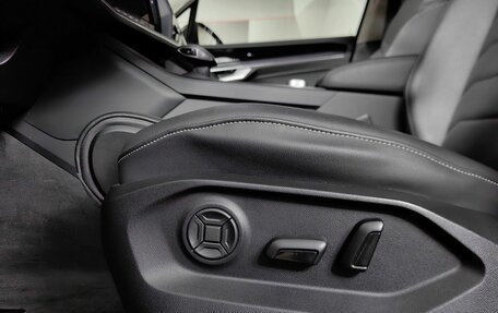 Volkswagen Touareg III, 2018 год, 4 650 000 рублей, 23 фотография