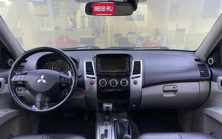 Mitsubishi Pajero Sport II рестайлинг, 2011 год, 1 499 000 рублей, 17 фотография