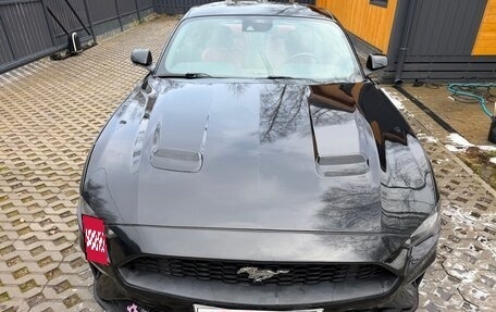 Ford Mustang VI рестайлинг, 2022 год, 3 480 000 рублей, 4 фотография