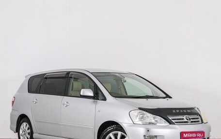 Toyota Ipsum II, 2003 год, 899 000 рублей, 1 фотография