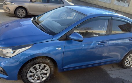 Hyundai Solaris II рестайлинг, 2019 год, 1 310 000 рублей, 2 фотография