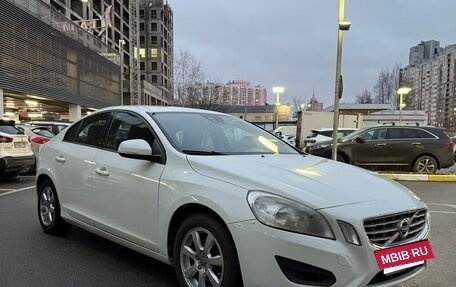 Volvo S60 III, 2011 год, 690 000 рублей, 2 фотография