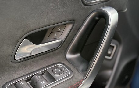 Mercedes-Benz CLA, 2021 год, 2 800 000 рублей, 13 фотография