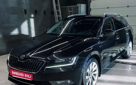 Skoda Superb III рестайлинг, 2016 год, 1 900 000 рублей, 2 фотография