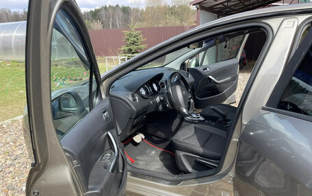 Peugeot 408 I рестайлинг, 2015 год, 590 000 рублей, 29 фотография