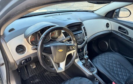 Chevrolet Cruze II, 2012 год, 810 000 рублей, 17 фотография