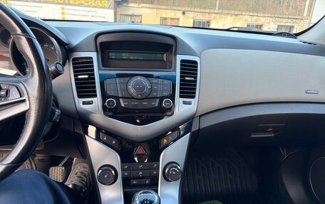 Chevrolet Cruze II, 2012 год, 810 000 рублей, 19 фотография