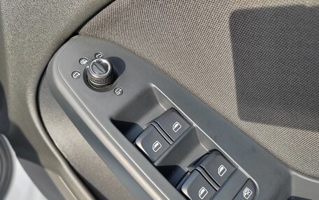 Audi A4, 2010 год, 1 200 000 рублей, 13 фотография