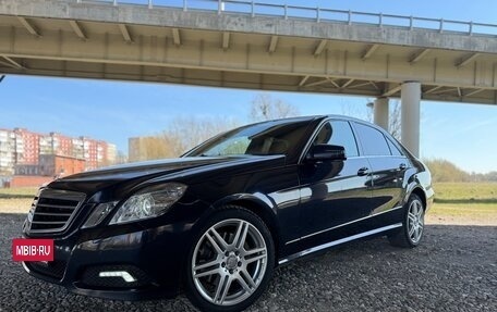 Mercedes-Benz E-Класс, 2010 год, 1 987 654 рублей, 2 фотография