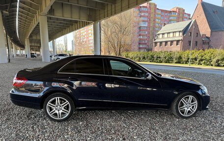 Mercedes-Benz E-Класс, 2010 год, 1 987 654 рублей, 4 фотография