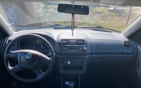 Skoda Roomster, 2012 год, 650 000 рублей, 10 фотография