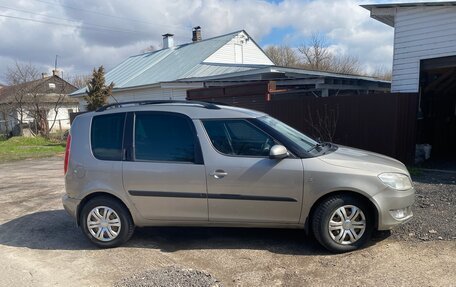 Skoda Roomster, 2012 год, 650 000 рублей, 5 фотография