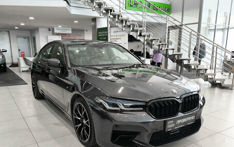 BMW 5 серия, 2019 год, 4 299 000 рублей, 3 фотография