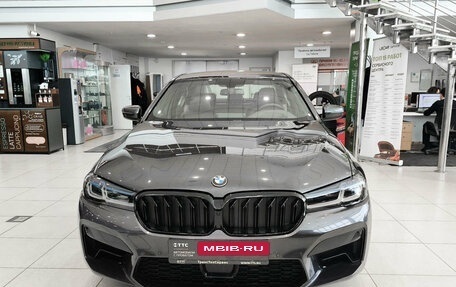 BMW 5 серия, 2019 год, 4 299 000 рублей, 2 фотография