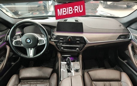 BMW 5 серия, 2019 год, 4 299 000 рублей, 17 фотография
