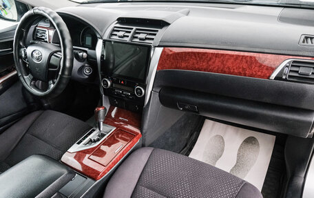 Toyota Camry, 2012 год, 1 649 000 рублей, 13 фотография