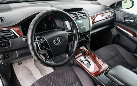 Toyota Camry, 2012 год, 1 649 000 рублей, 9 фотография