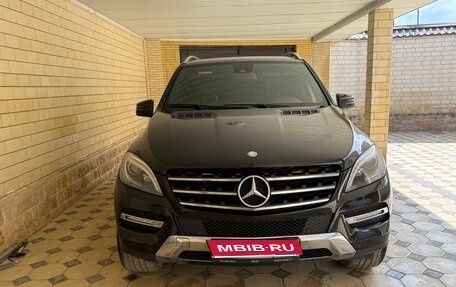 Mercedes-Benz M-Класс, 2012 год, 2 200 000 рублей, 1 фотография