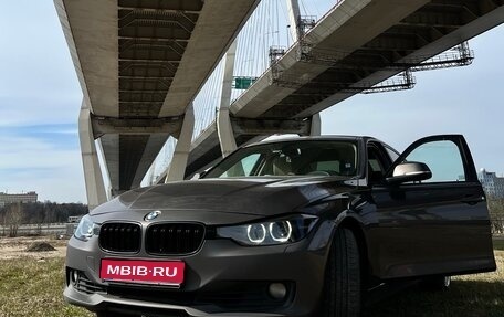 BMW 3 серия, 2013 год, 1 590 000 рублей, 1 фотография
