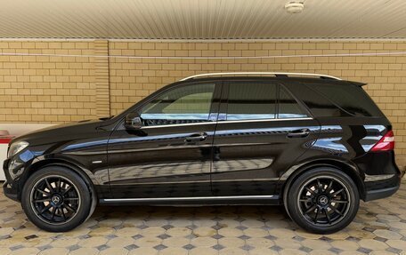 Mercedes-Benz M-Класс, 2012 год, 2 200 000 рублей, 3 фотография