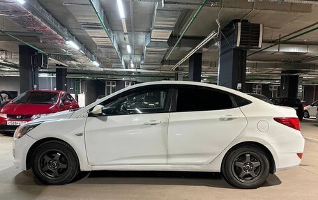 Hyundai Solaris II рестайлинг, 2015 год, 550 000 рублей, 3 фотография