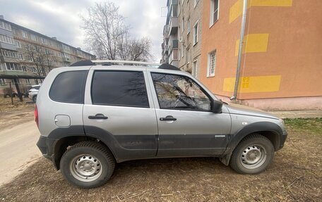 Chevrolet Niva I рестайлинг, 2014 год, 665 000 рублей, 3 фотография