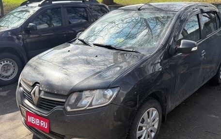 Renault Logan II, 2015 год, 510 000 рублей, 2 фотография