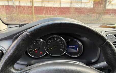 Renault Logan II, 2015 год, 510 000 рублей, 14 фотография