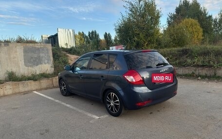 KIA cee'd I рестайлинг, 2010 год, 650 000 рублей, 3 фотография