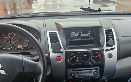 Mitsubishi Pajero Sport II рестайлинг, 2012 год, 1 430 000 рублей, 5 фотография