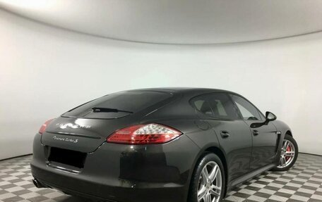 Porsche Panamera II рестайлинг, 2011 год, 3 000 000 рублей, 3 фотография
