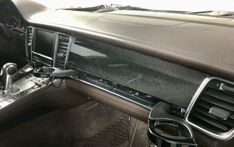 Porsche Panamera II рестайлинг, 2011 год, 3 000 000 рублей, 23 фотография