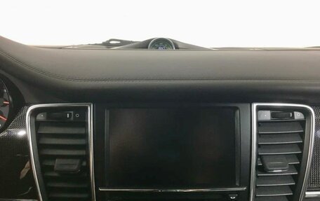 Porsche Panamera II рестайлинг, 2011 год, 3 000 000 рублей, 29 фотография