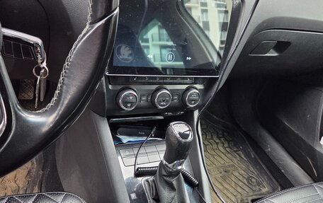 Skoda Octavia, 2015 год, 1 000 000 рублей, 13 фотография