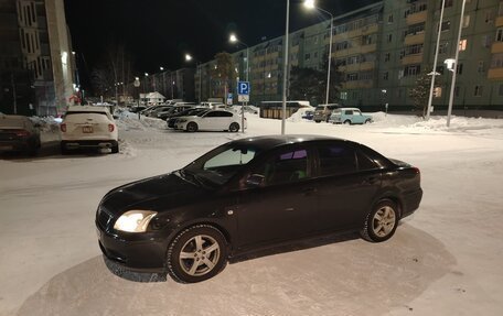 Toyota Avensis III рестайлинг, 2005 год, 590 000 рублей, 2 фотография