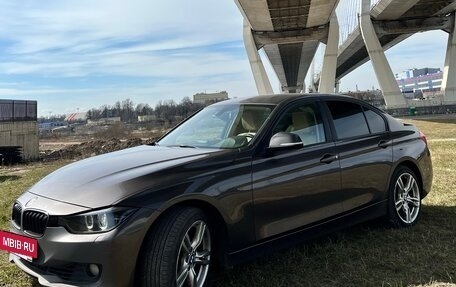 BMW 3 серия, 2013 год, 1 590 000 рублей, 3 фотография