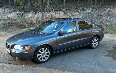 Volvo S60 III, 2004 год, 650 000 рублей, 3 фотография