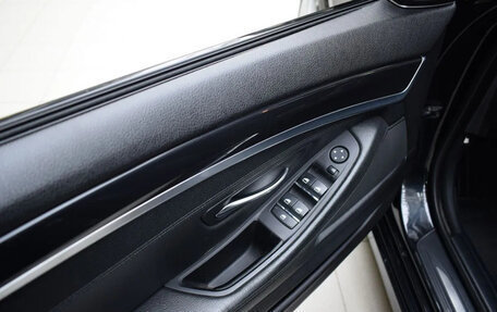 BMW 5 серия, 2011 год, 1 560 000 рублей, 6 фотография