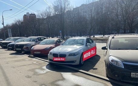 BMW 5 серия, 2011 год, 1 560 000 рублей, 2 фотография