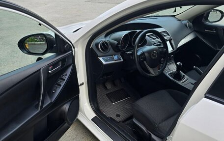 Mazda 3, 2012 год, 850 000 рублей, 18 фотография