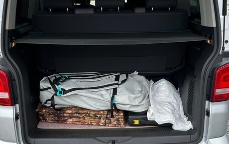 Volkswagen Multivan T5, 2012 год, 2 500 000 рублей, 9 фотография